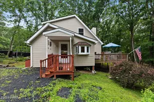 104 Broadmoor Dr, Lords Valley, PA 18428 - Photo 2