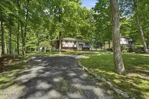 1159 Pocono Mountain Lake Dr, Bushkill, PA 18324 - Photo 4