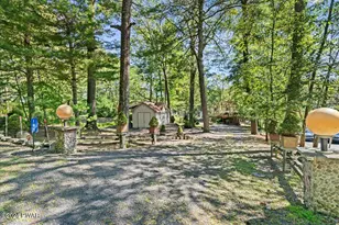 193 Mountain Lake Dr, Dingmans Ferry, PA 18328 - Photo 40