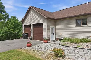 147 Minkon Dr, Cresco, PA 18326 - Photo 68