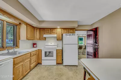 604 Circle Drive, Roaring Brook Township, PA 18444 - Photo 2