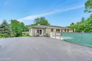604 Circle Dr, Roaring Brook Township, PA 18444 - Photo 26