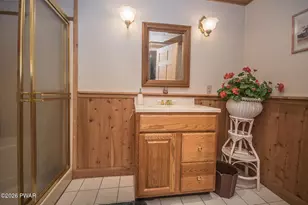 48 Sheridan Rd, Hawley, PA 18428 - Photo 28
