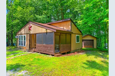521 Cedarwood Terrace, Lake Ariel, PA 18427 - Photo 2