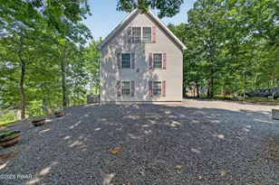 150 Robin Way, Lackawaxen, PA 18435 - Photo 8