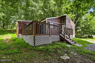 4774 Pine Ridge Dr W, Bushkill, PA 18324 - Photo 2
