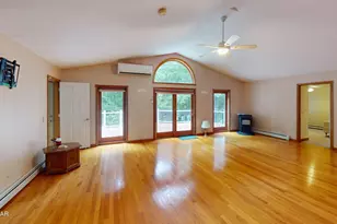 315 Rambling Way, Milford, PA 18337 - Photo 10