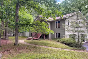 315 Rambling Way, Milford, PA 18337 - Photo 2