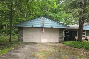 405 Park Ave, Mount Pocono, PA 18344 - Photo 8