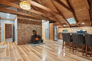 105 Alta Ln, Tafton, PA 18464 - Photo 8