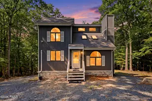 112 Rainbow Dr, Lackawaxen, PA 18435 - Photo 1