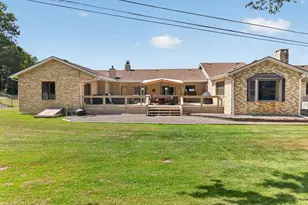 196 Lake Paupack Rd, Greentown, PA 18426 - Photo 58