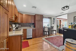 196 Lake Paupack Rd, Greentown, PA 18426 - Photo 36