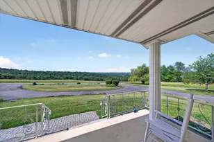 196 Lake Paupack Rd, Greentown, PA 18426 - Photo 56