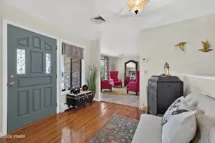 196 Lake Paupack Rd, Greentown, PA 18426 - Photo 4