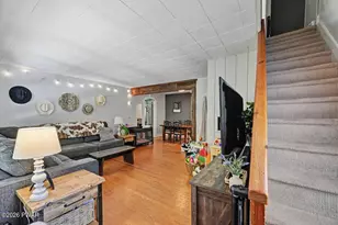 414 Carroll St, Honesdale, PA 18431 - Photo 8