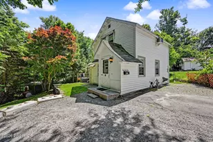 414 Carroll St, Honesdale, PA 18431 - Photo 2