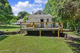 414 Carroll St, Honesdale, PA 18431 - Photo 4