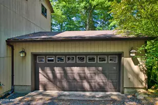 125 Wild Acres Dr, Dingmans Ferry, PA 18328 - Photo 14