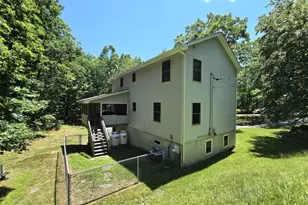 102 Bobwood Ln, Milford, PA 18337 - Photo 12