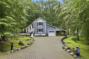 105 Laurel Ct, Milford, PA 18337 - Photo 2
