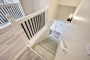578 Lakeview Dr E, Lake Ariel, PA 18436 - Photo 52