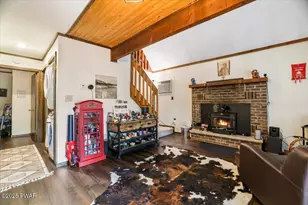 2158 Southport Dr, Bushkill, PA 18324 - Photo 4