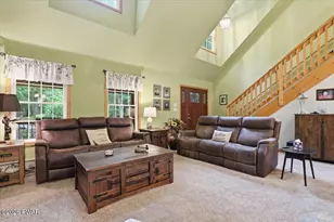 5 N Forest Dr, Lakeville, PA 18438 - Photo 12