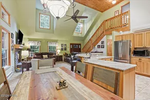 5 N Forest Dr, Lakeville, PA 18438 - Photo 18