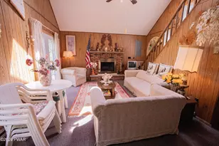42 Glenwood Ln, Lake Ariel, PA 18436 - Photo 12
