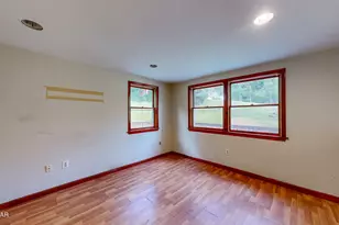 106 Bee Hollow Rd, Shohola, PA 18458 - Photo 16