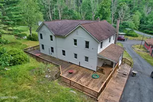 106 Bee Hollow Rd, Shohola, PA 18458 - Photo 2