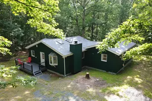 117 Hackney Ct, Milford, PA 18337 - Photo 2