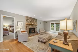 105 Stonehedge Ln, Milford, PA 18337 - Photo 4