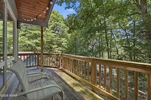 103 N Redwood Dr, Greentown, PA 18426 - Photo 40