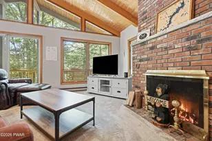 103 N Redwood Dr, Greentown, PA 18426 - Photo 8