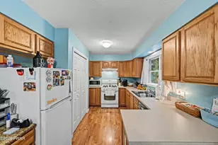 1416 Overlook Ave, Honesdale, PA 18431 - Photo 12