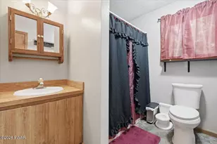 805 Mustang Ct, Hawley, PA 18428 - Photo 24