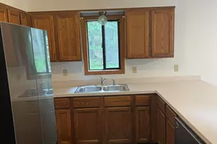 1070 Red Hawk Dr, Lake Ariel, PA 18436 - Photo 14