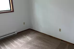 1070 Red Hawk Dr, Lake Ariel, PA 18436 - Photo 6