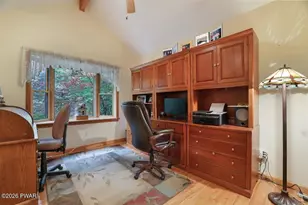 108 Canterbrook Dr, Lords Valley, PA 18428 - Photo 6
