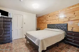 107 Apple Dr, Greentown, PA 18426 - Photo 8