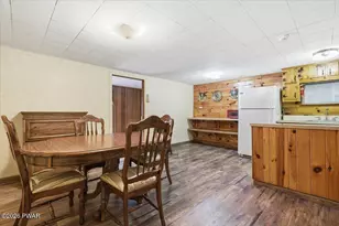 107 Apple Dr, Greentown, PA 18426 - Photo 4