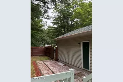 146 Bernadette Drive, Dingmans Ferry, PA 18328 - Photo 14