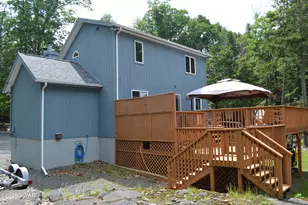 136 Hillside Dr, Greentown, PA 18426 - Photo 4