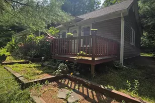 116 Christopher Way, Hawley, PA 18428 - Photo 2