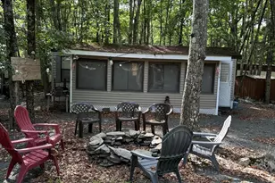 109 Woodpecker Ln, Shohola, PA 18458 - Photo 2