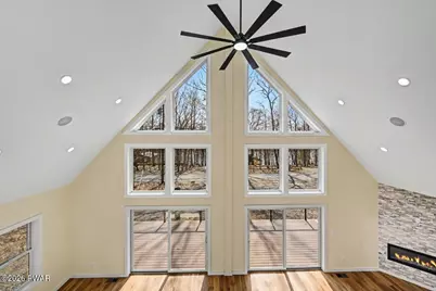 78 E Shore Drive, Hawley, PA 18428 - Photo 14
