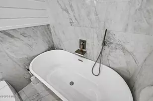 78 E Shore Dr, Hawley, PA 18428 - Photo 42