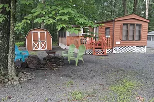127 Arapajo Dr, Shohola, PA 18458 - Photo 2